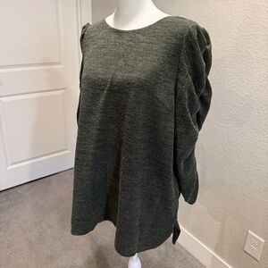 Max Studio Olive Green Ruched 3/4 Sleeve Sweater
